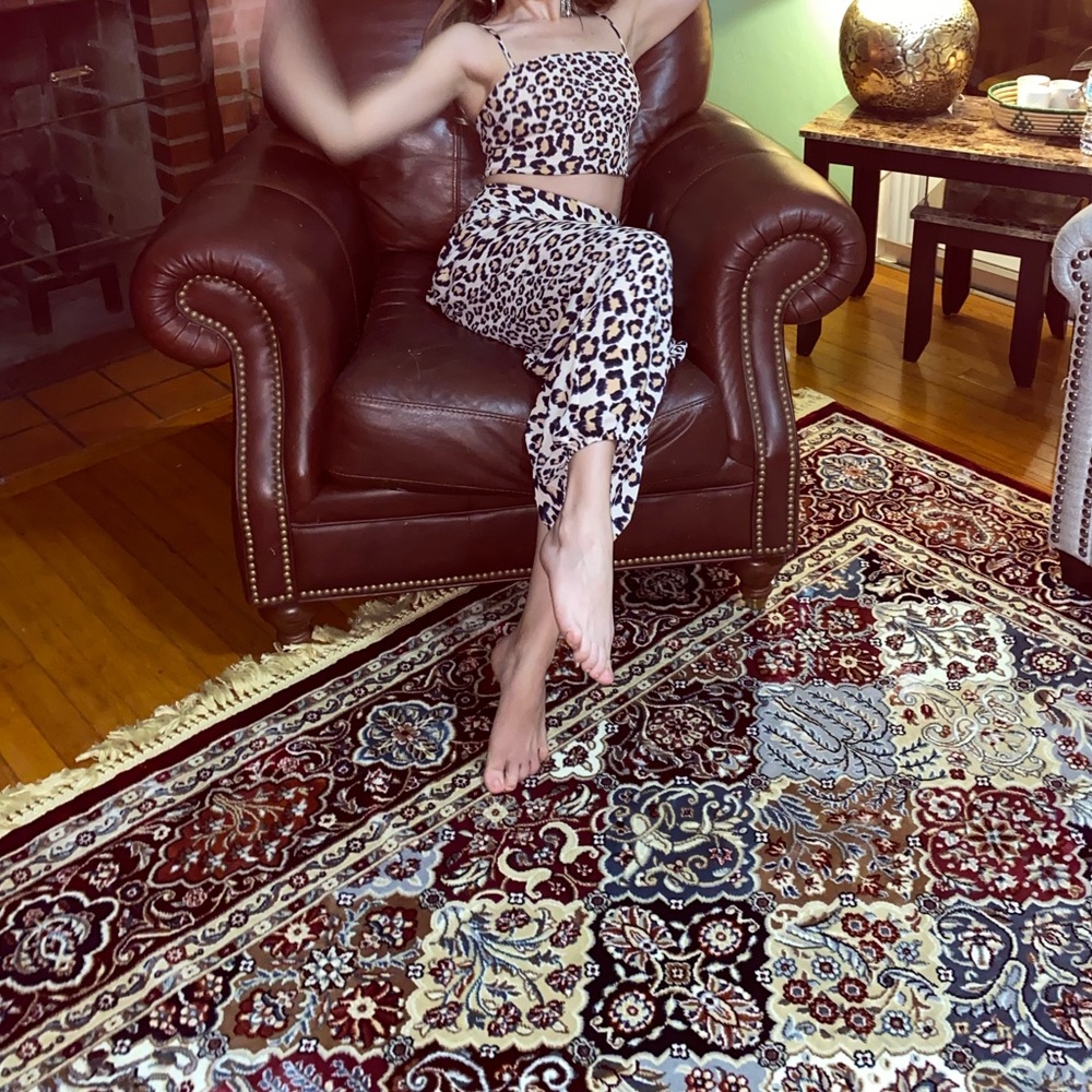 VS - Picture 3 of 3